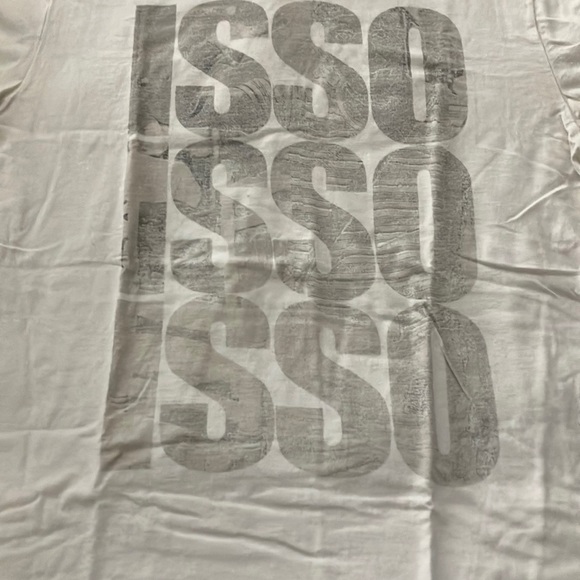 Chaves ISSO Shirt - Picture 2 of 6